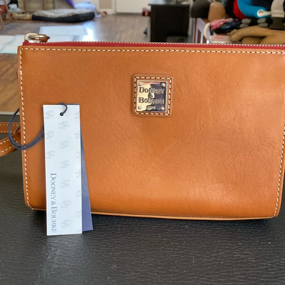 NWT Dooney Janine Crossbody